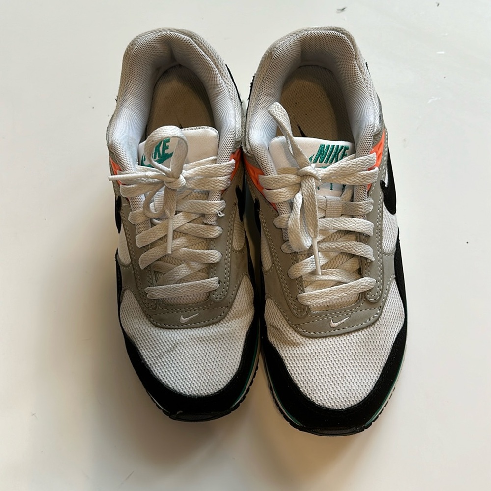 Nike Air Max Correlate
